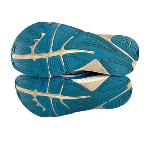 Altra Paradigm 4.0 Sneakers in Blue - Picture 9 of 9